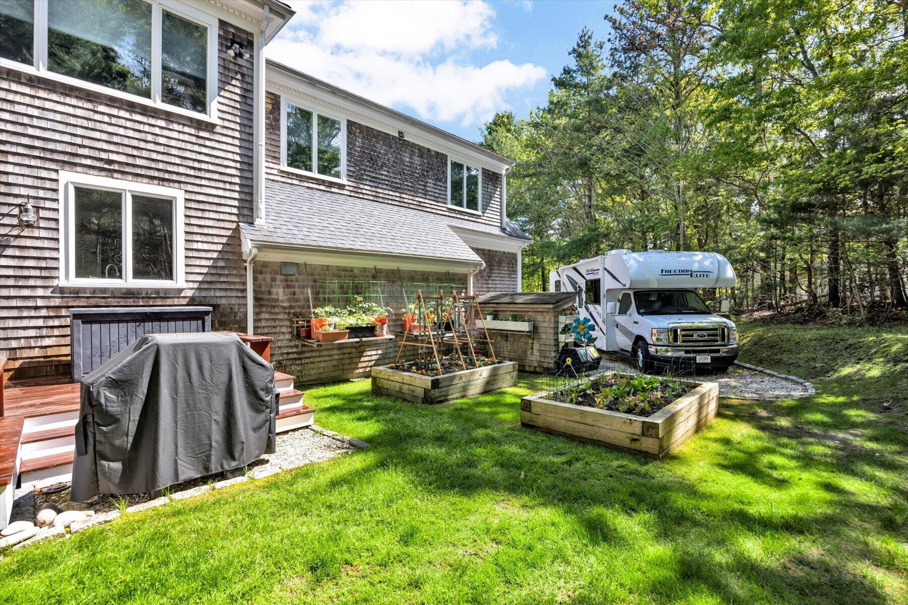 32 Pimlico Pond Road Forestdale, MA 02644 - Photo 10 of 40 05-889A1375