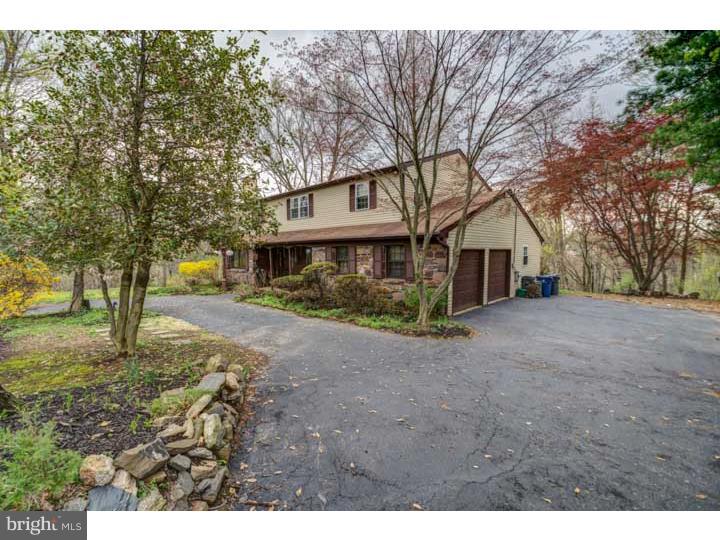476 Susquehanna Road Huntingdon Valley, PA 19006 - Photo 1 of 25 Exterior Front