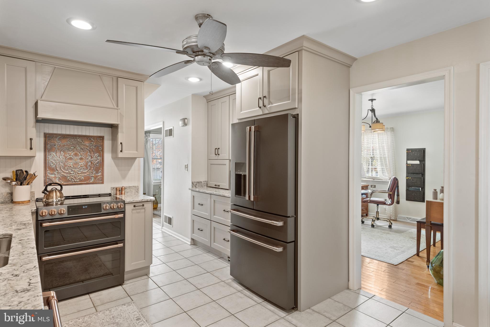 320 Regents Drive Lititz, PA 17543 - Photo 13 of 56