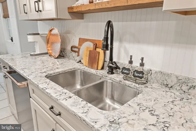 $578,000 | 320 Regents Drive, Lititz, PA 17543