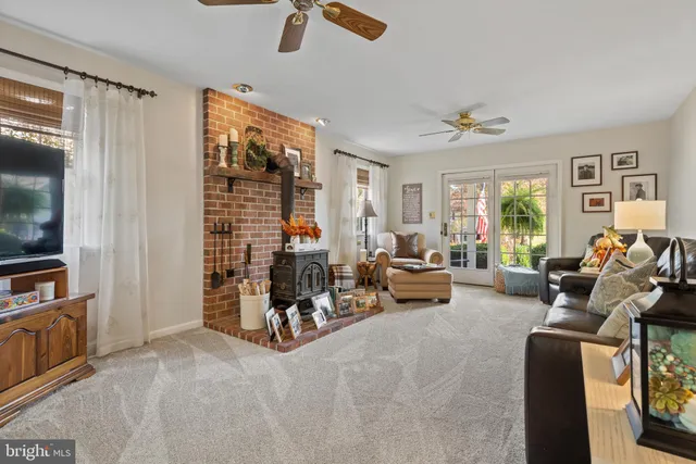 $578,000 | 320 Regents Drive, Lititz, PA 17543