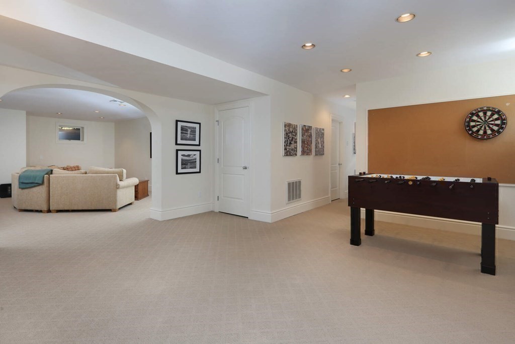 177 Bridle Trail Road Needham, MA 02492 - Photo 25 of 41 a living room with furniture