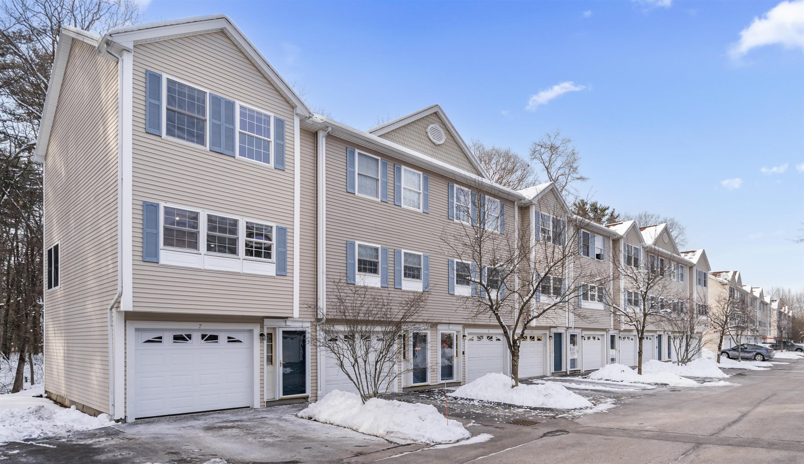 1029 South Mammoth Road, Unit 7 Manchester, NH 03109 - Photo 1 of 38