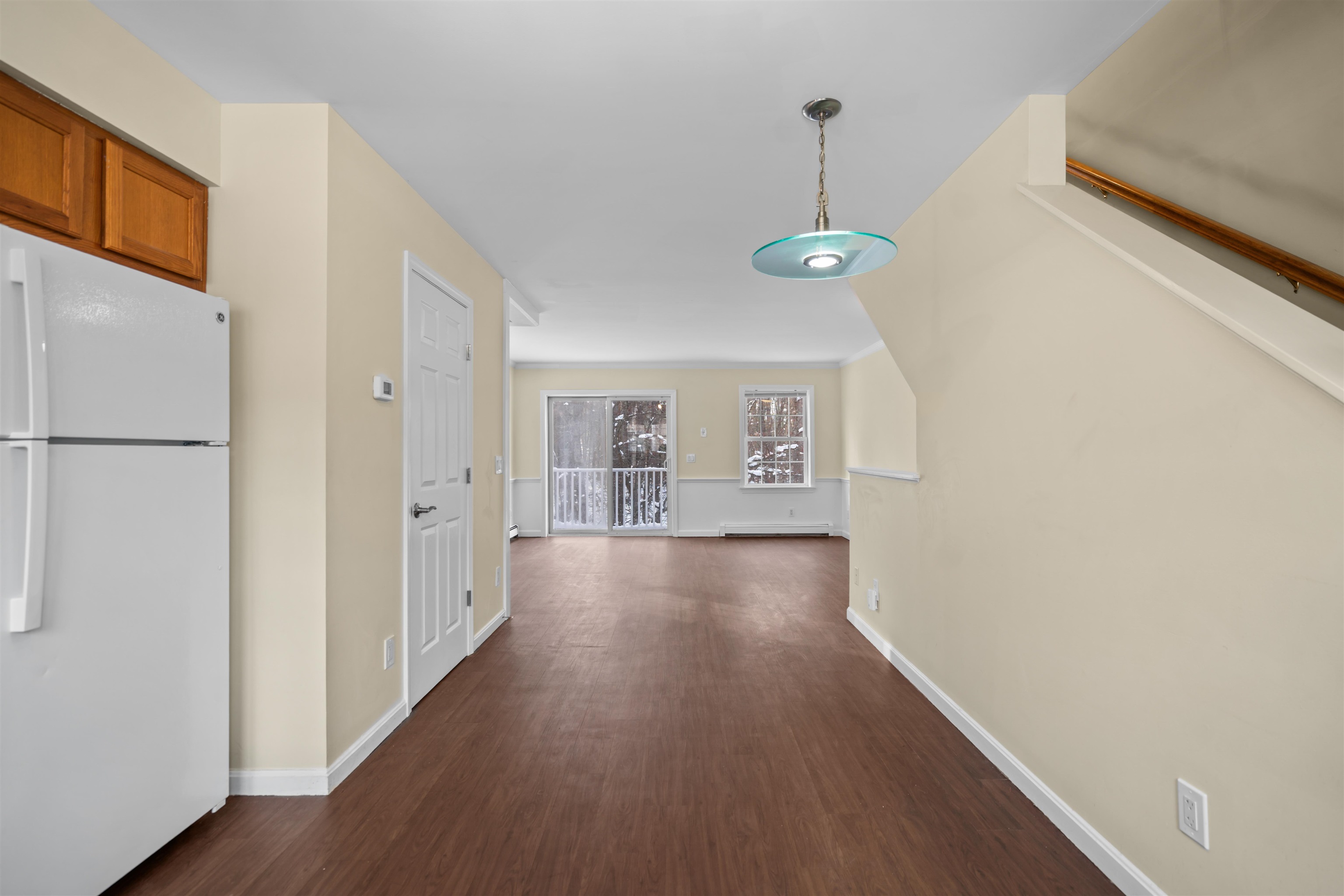 1029 South Mammoth Road, Unit 7 Manchester, NH 03109 - Photo 11 of 38