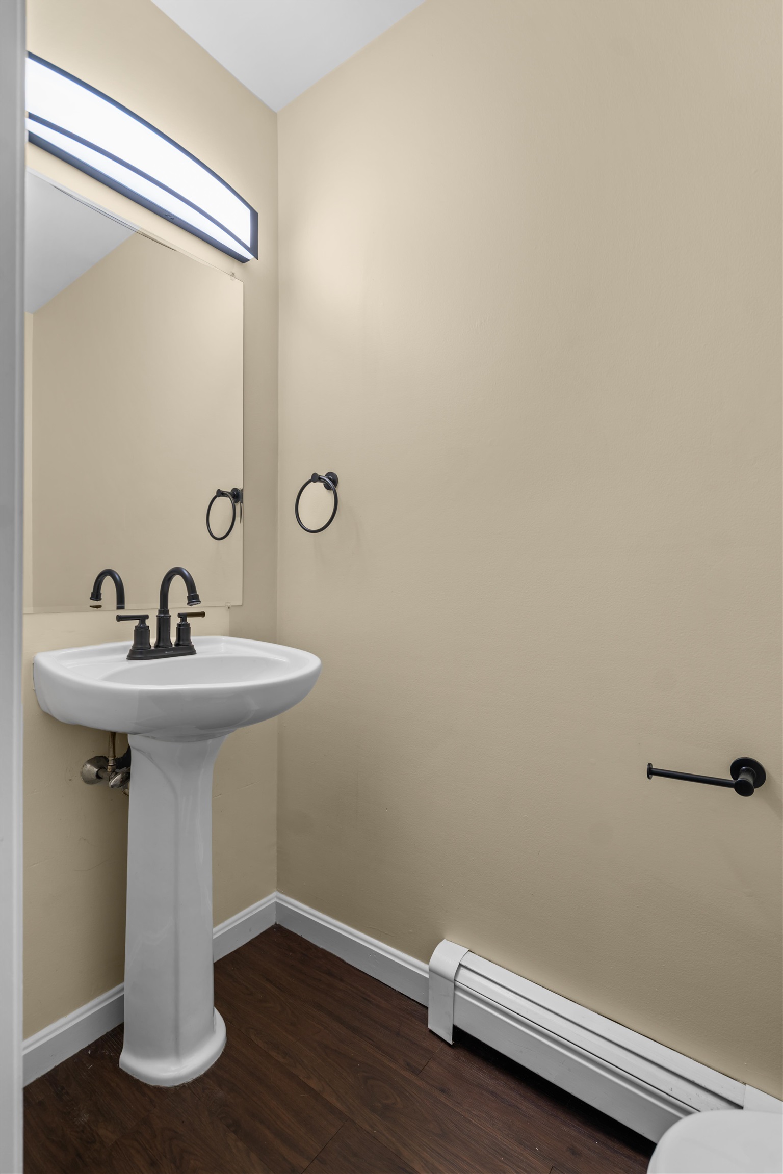 1029 South Mammoth Road, Unit 7 Manchester, NH 03109 - Photo 13 of 38