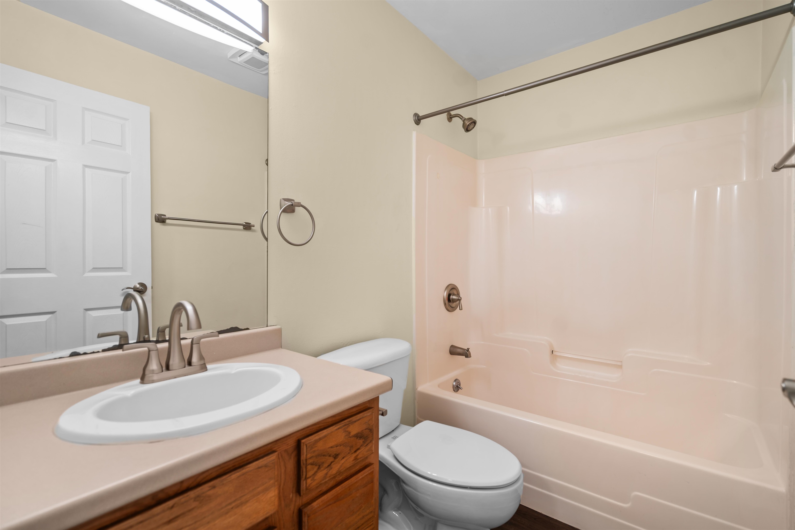 1029 South Mammoth Road, Unit 7 Manchester, NH 03109 - Photo 20 of 38