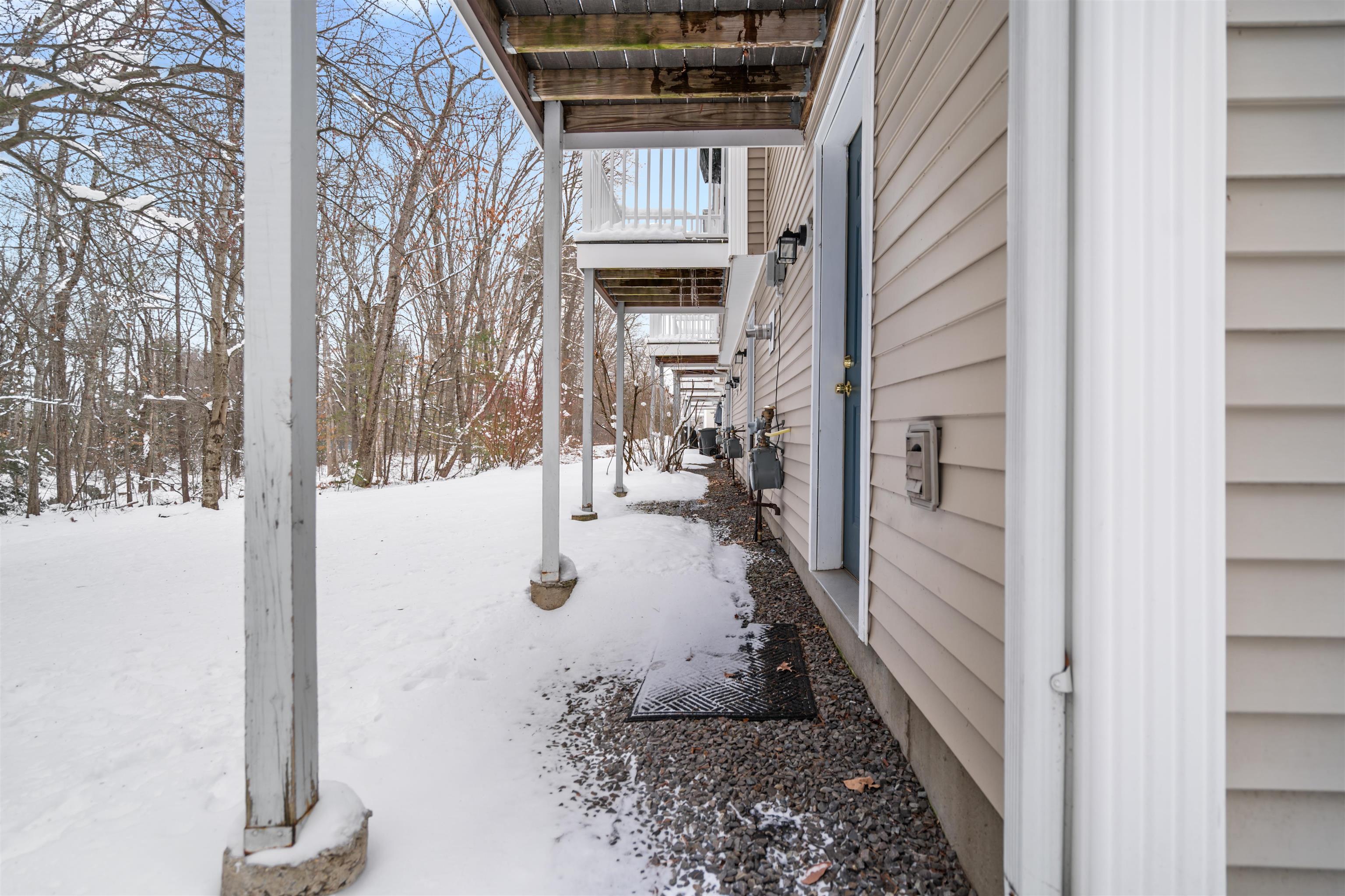 1029 South Mammoth Road, Unit 7 Manchester, NH 03109 - Photo 30 of 38