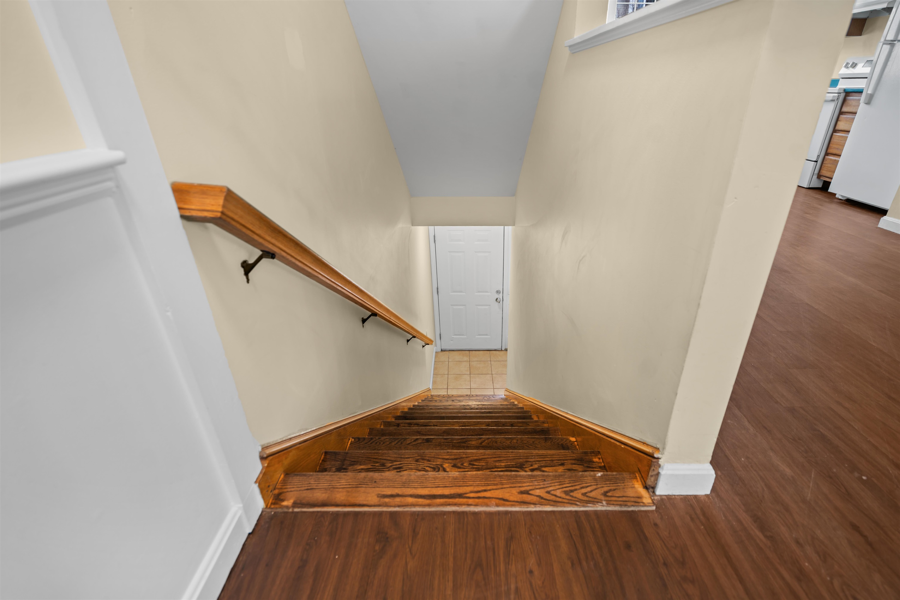 1029 South Mammoth Road, Unit 7 Manchester, NH 03109 - Photo 7 of 38