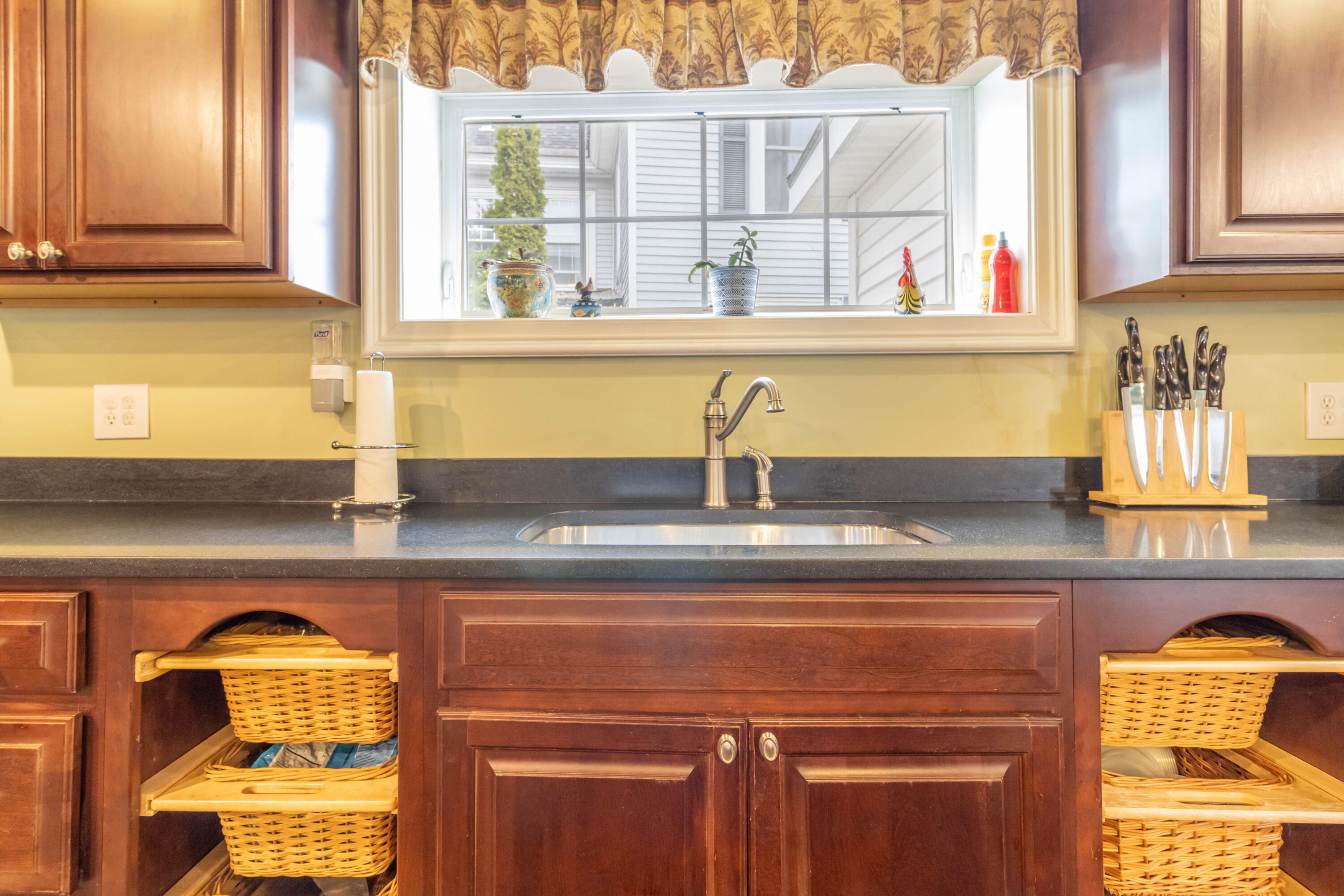 41 Main Street Old Town, ME 04468 - Photo 26 of 102 Kitchen