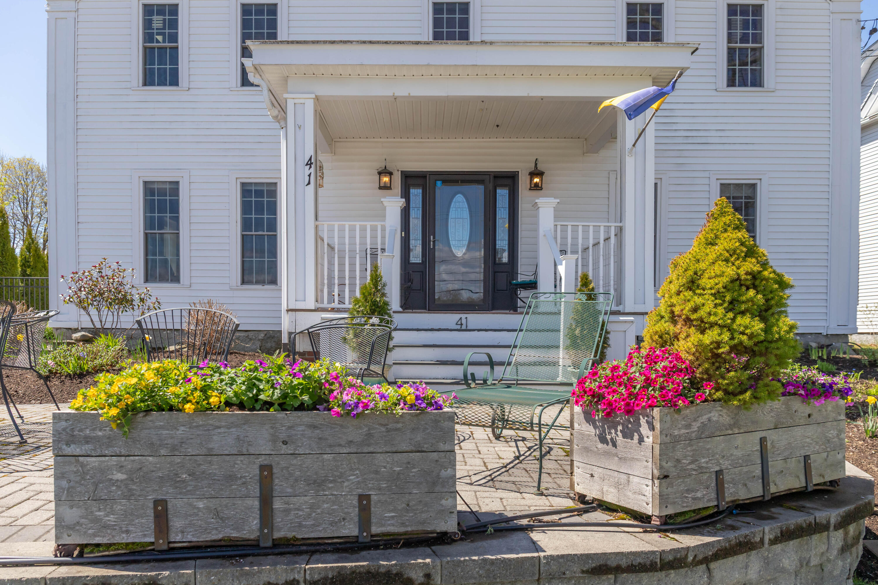 41 Main Street Old Town, ME 04468 - Photo 7 of 102 Front