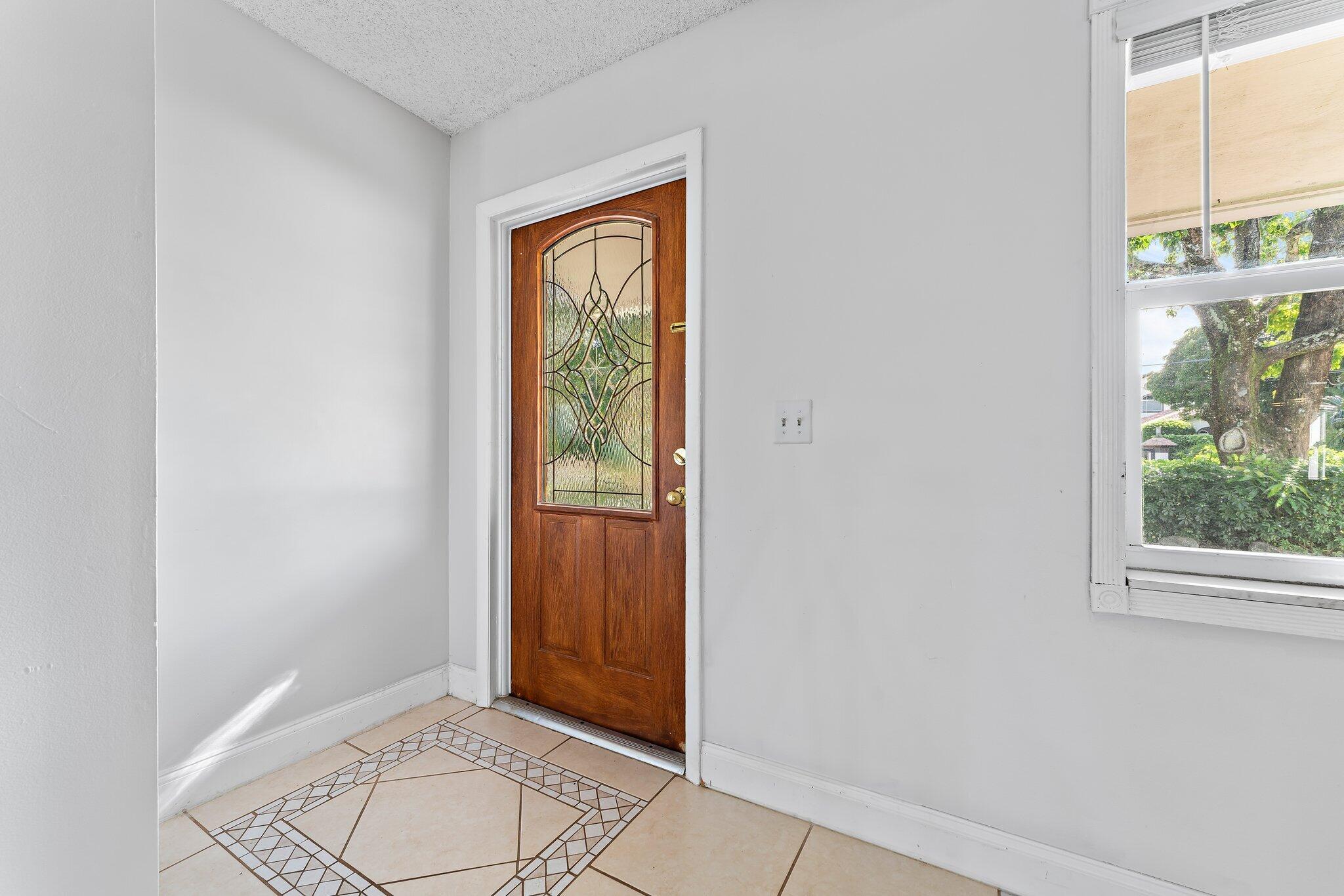 243 West Riverside Drive Jupiter, FL 33469 - Photo 12 of 67 017-243WRiversideDr-Jupiter-SMALL
