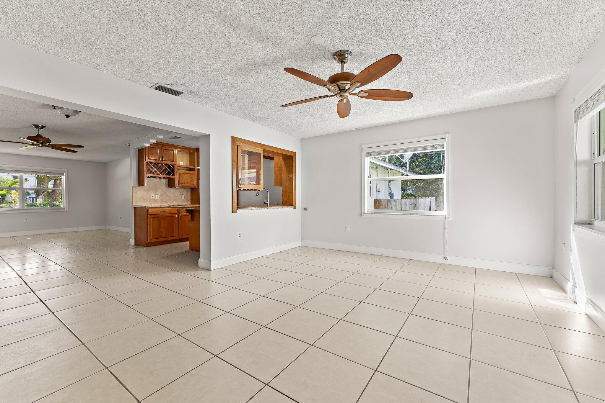 243 West Riverside Drive Jupiter, FL 33469 - Photo 16 of 67 028-243WRiversideDr-Jupiter-SMALL