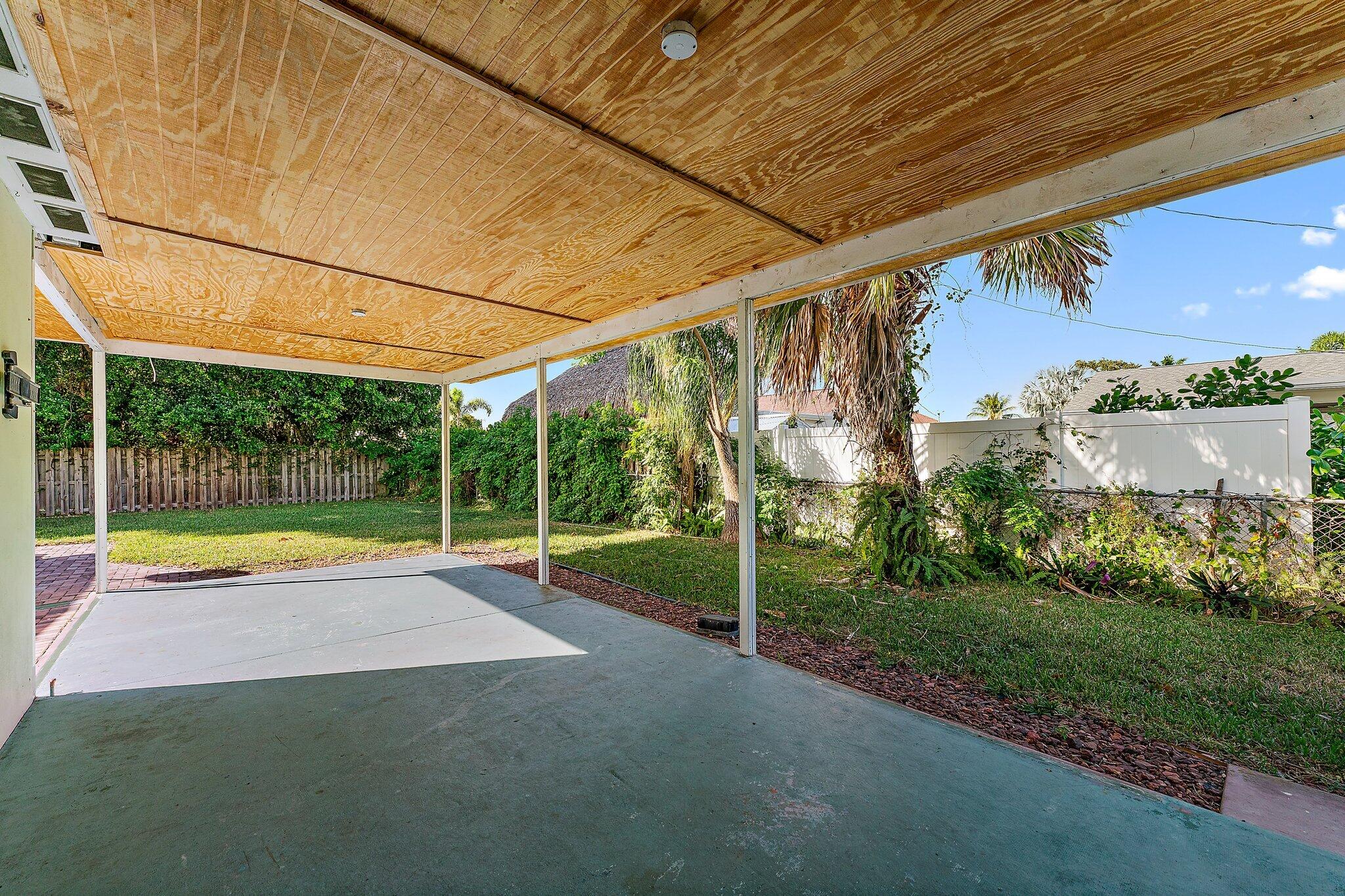 243 West Riverside Drive Jupiter, FL 33469 - Photo 51 of 67 009-243WRiversideDr-Jupiter-SMALL