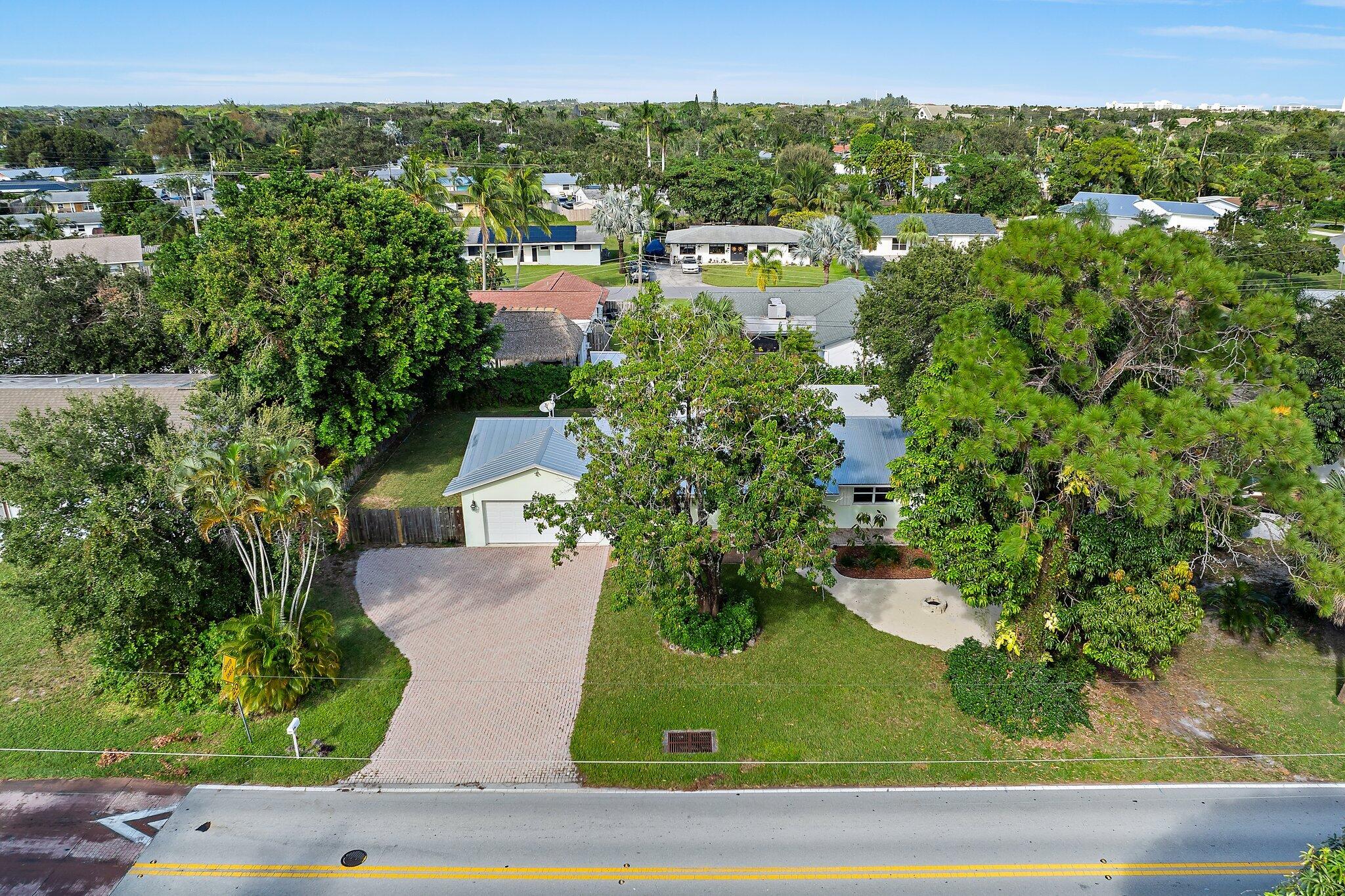 243 West Riverside Drive Jupiter, FL 33469 - Photo 54 of 67 an aerial view of multiple house