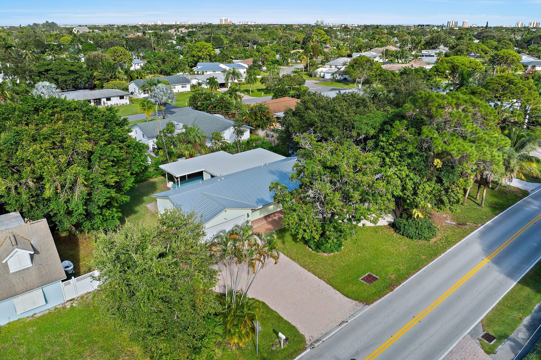 243 West Riverside Drive Jupiter, FL 33469 - Photo 58 of 67 046-243WRiversideDr-Jupiter-SMALL
