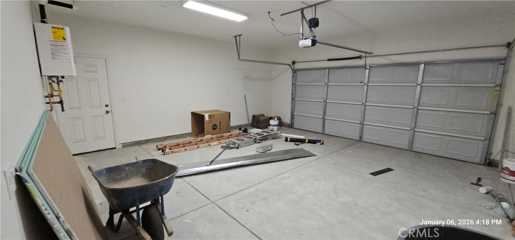 13449 Mesquite Road Whitewater, CA 92282 - Photo 13 of 13 a bathroom with a sink and a mirror