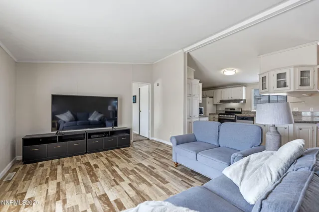 $319,900 | 870 Jennys Lane, Fernley, NV 89408