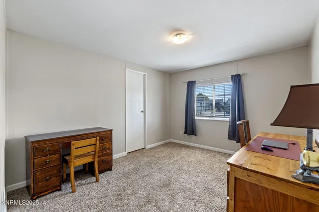 $319,900 | 870 Jennys Lane, Fernley, NV 89408