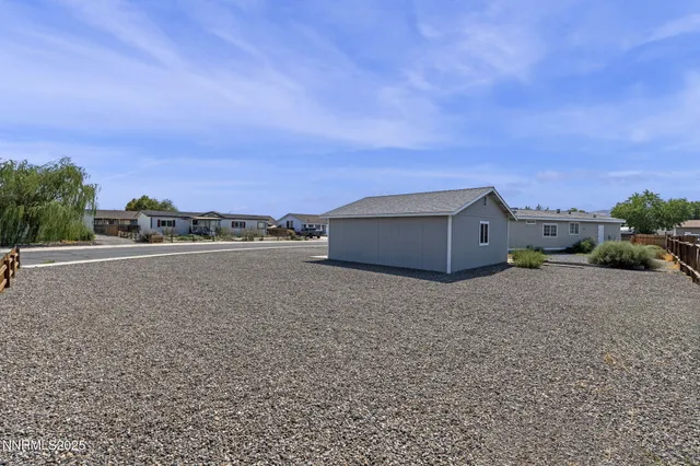 $319,900 | 870 Jennys Lane, Fernley, NV 89408