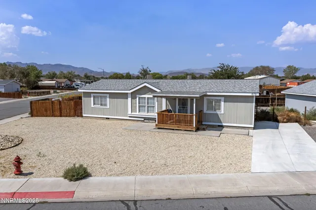$319,900 | 870 Jennys Lane, Fernley, NV 89408