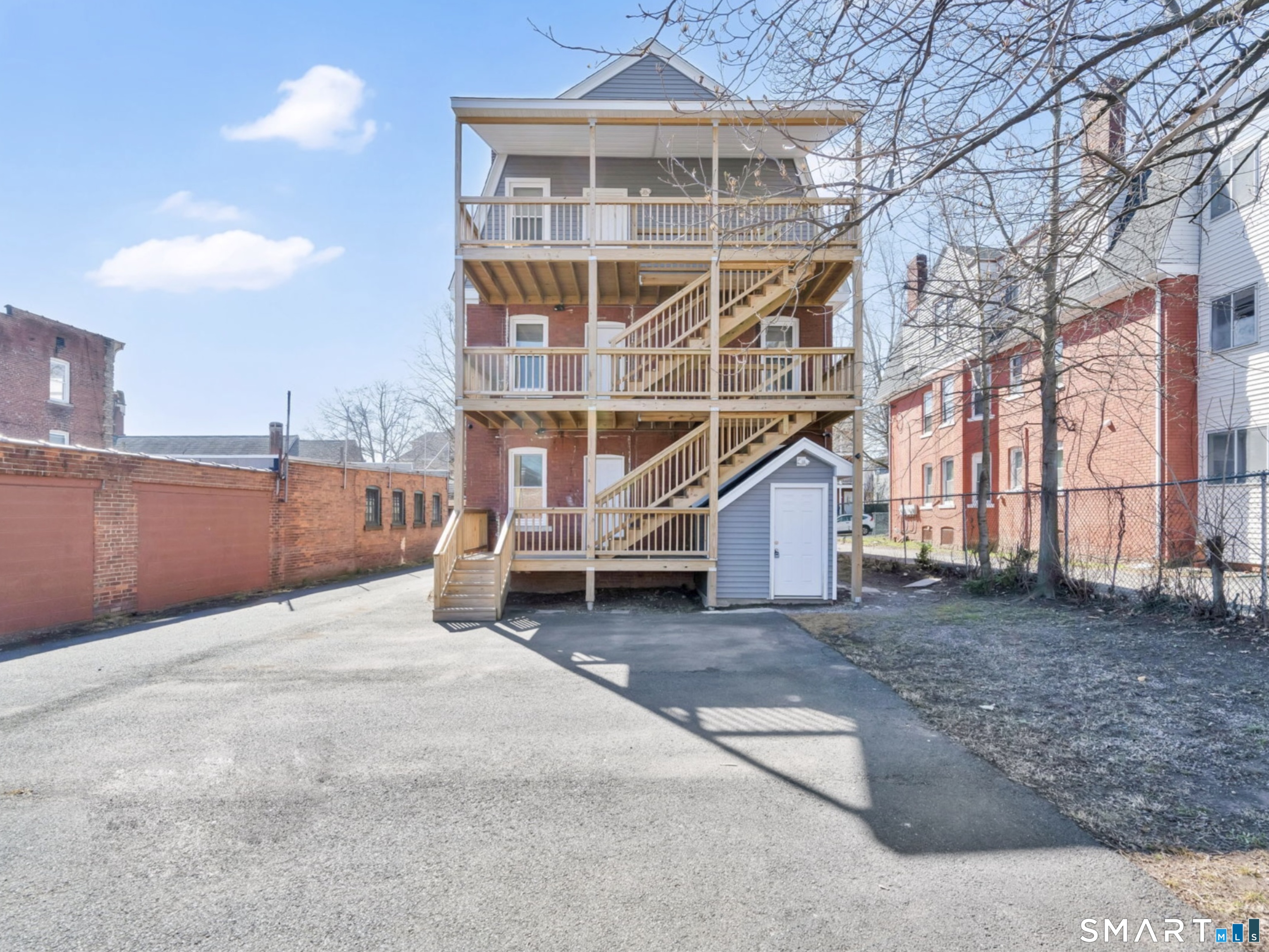144 Madison Street, Unit 2 Hartford, CT 06106 - Photo 14 of 14