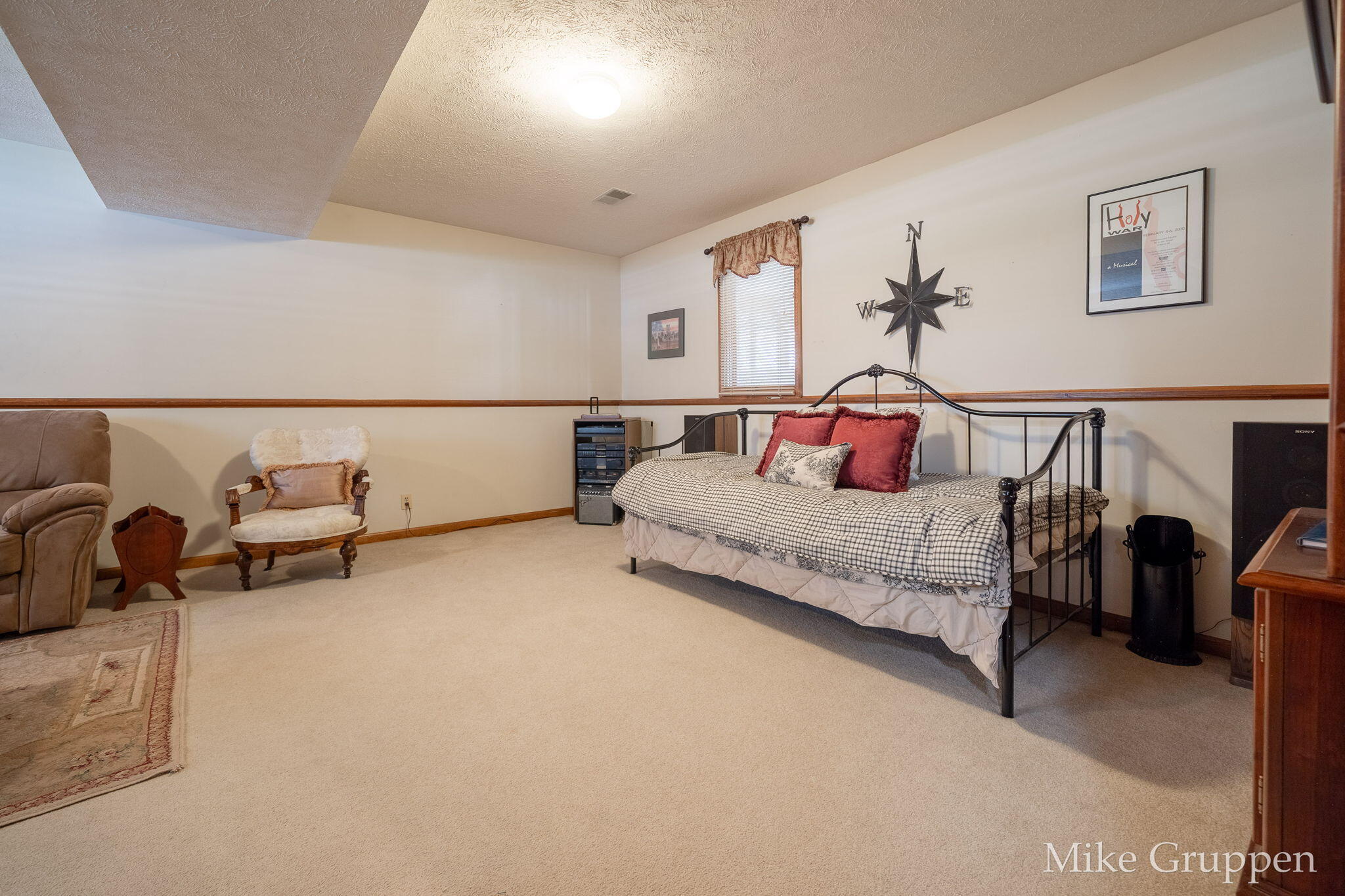 2565 Spring Court Zeeland, MI 49464 - Photo 32 of 49 32-web-or-mls-2565 Spring Court-087