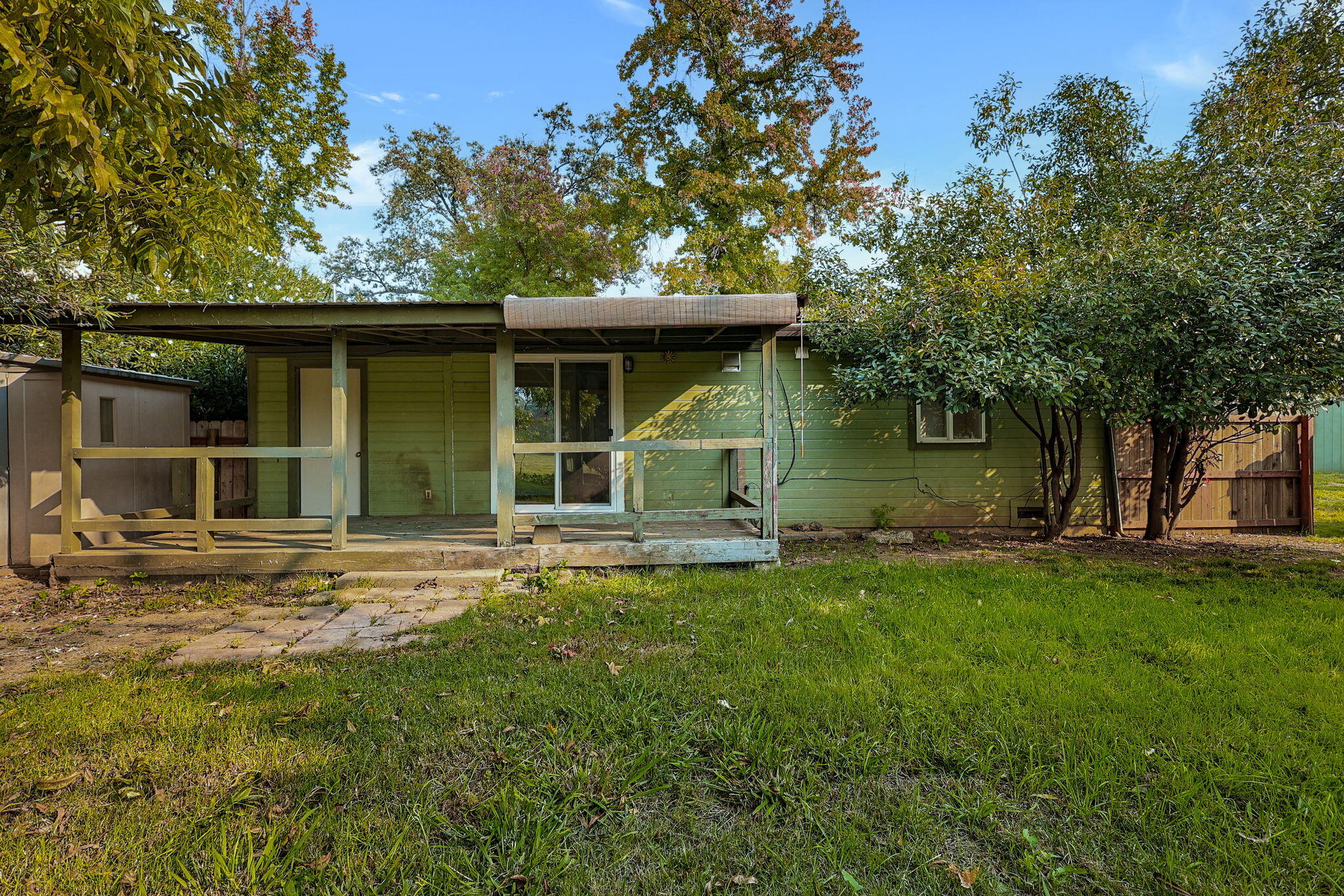 2626 North Bonnyview Road Redding, CA 96001 - Photo 54 of 59 Back Yard