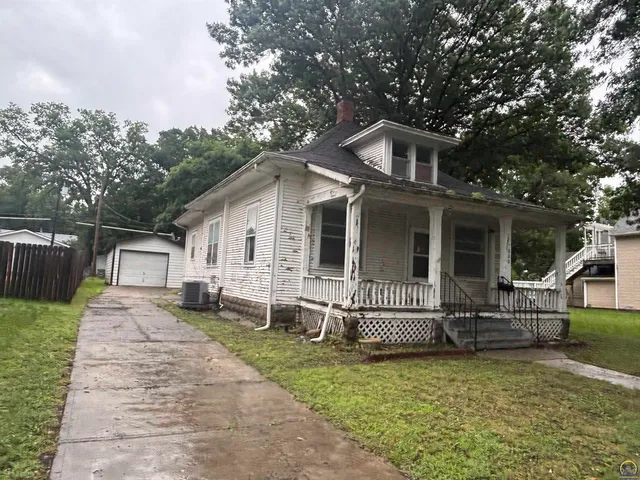 $84,900 | 920 Mechanic Street, Emporia, KS 66801