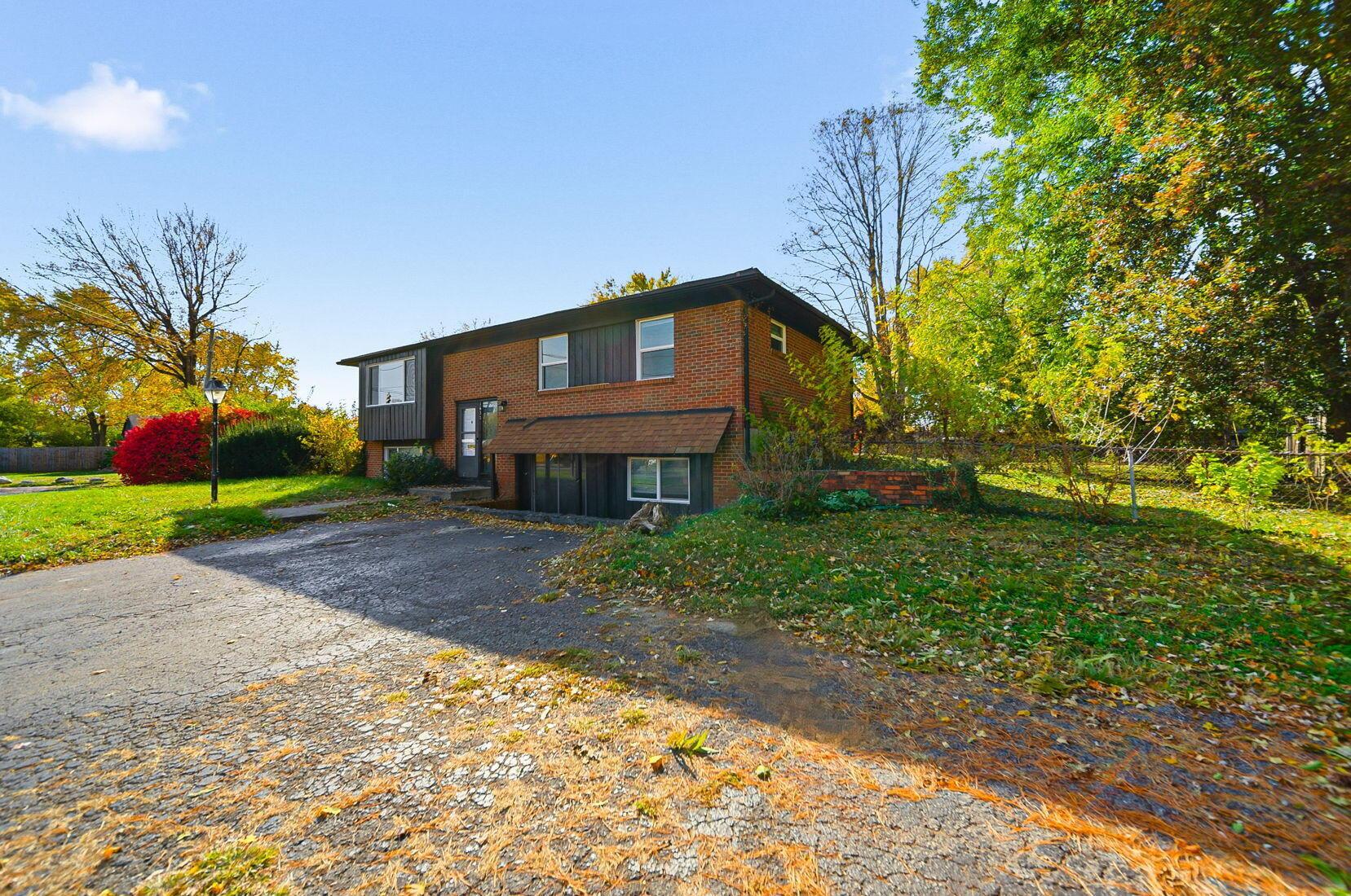 1637 South James Road Columbus, OH 43209 - Photo 4 of 52