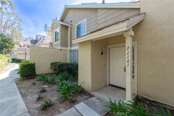 $3,800 | 21141 Flametree, Lake Forest, CA 92630