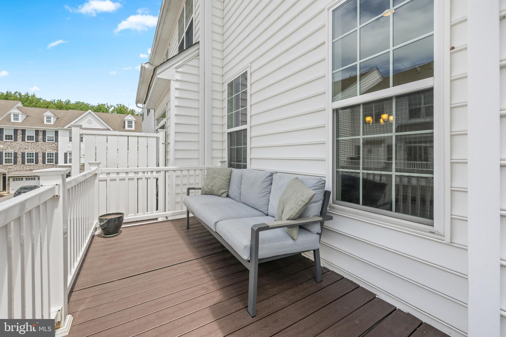 115 Jackdaw Alley Springfield, PA 19064 - Photo 24 of 36 Deck