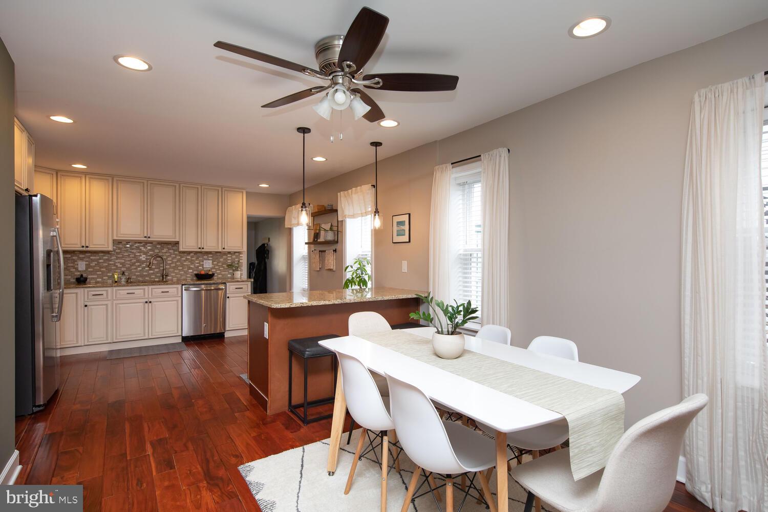 209 Ripka Street Philadelphia, PA 19127 - Photo 9 of 33