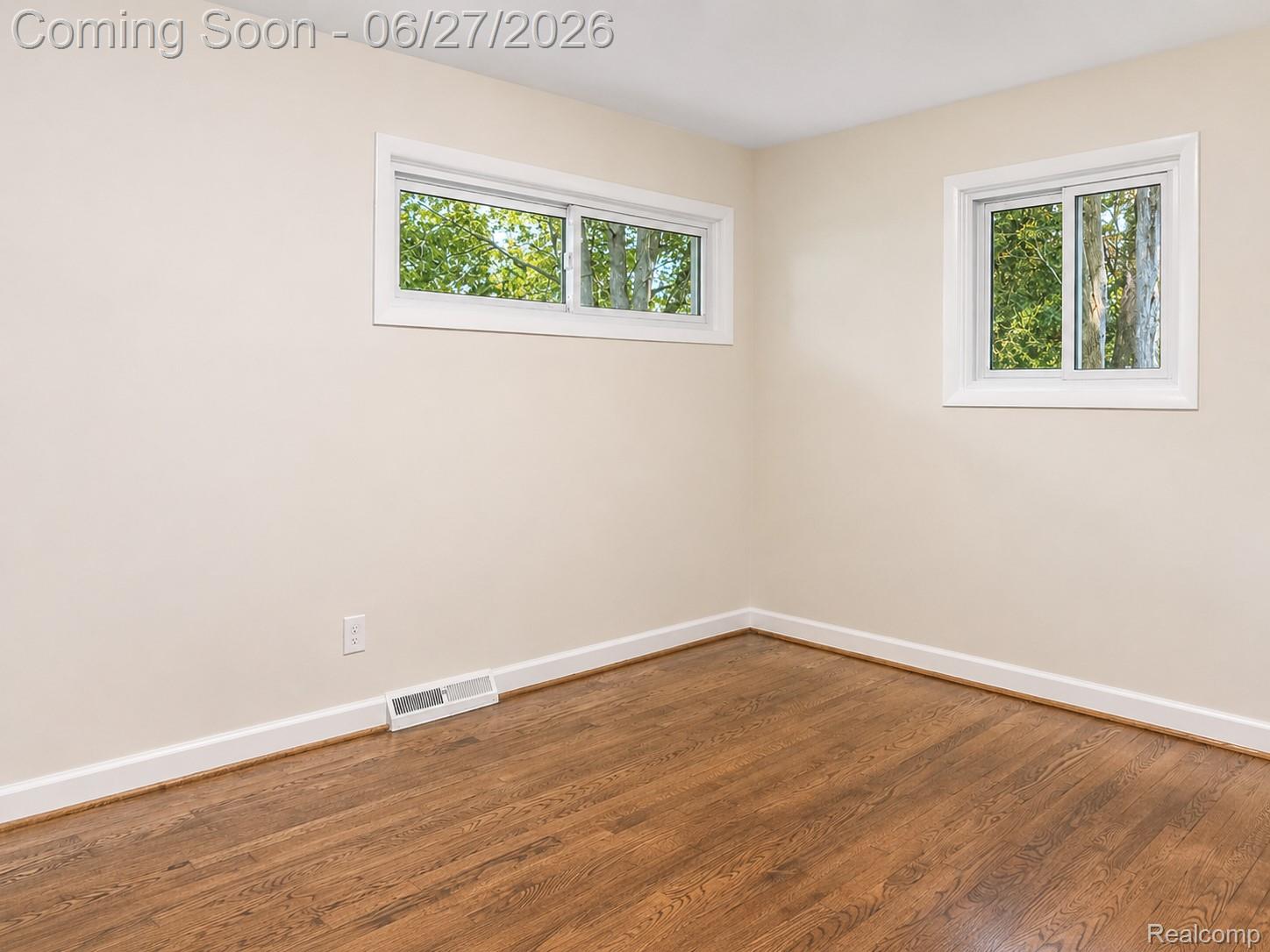 221 Reitman Court Rochester, MI 48307 - Photo 15 of 30 Image 21 - Reitman.jpg