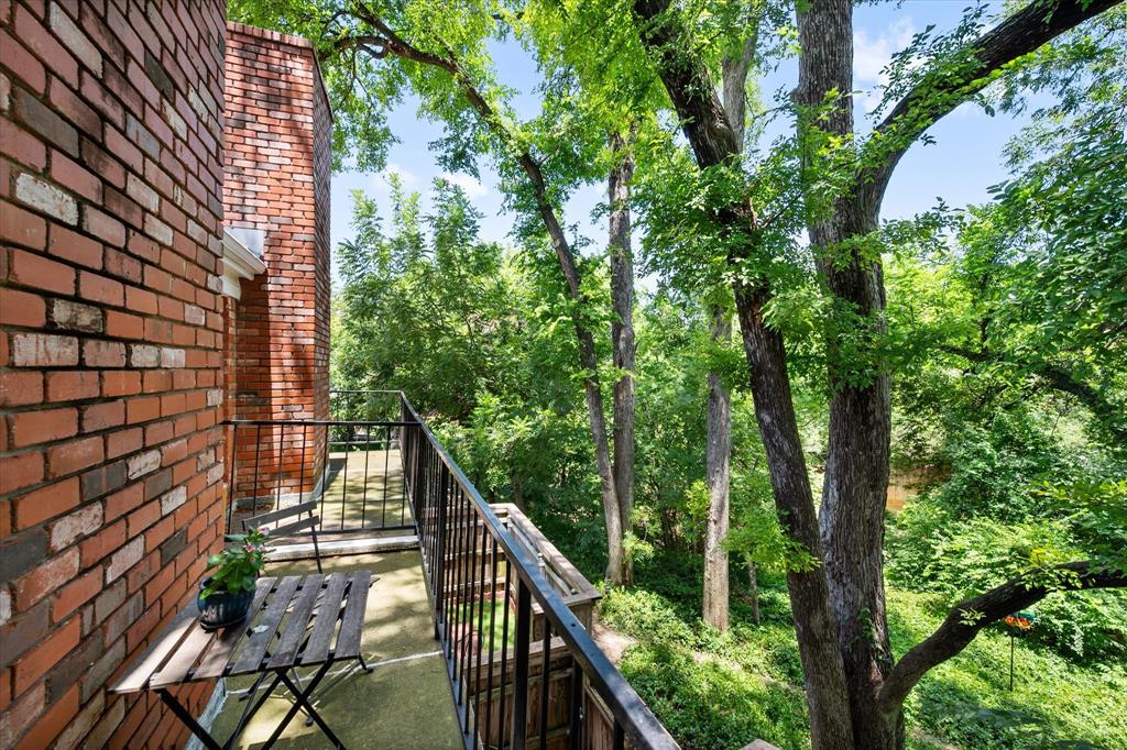 1379 Roaring Springs Road Fort Worth, TX 76114 - Photo 29 of 36