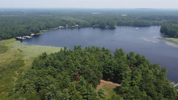 $3,200,000 | 12 West Shore Park Road, Kingston, NH 03848