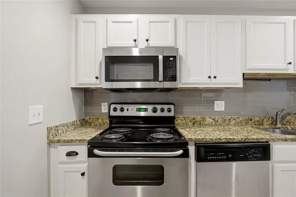 $1,795 | 210 Sampson Street Northeast, Unit 5, Atlanta, GA 30312