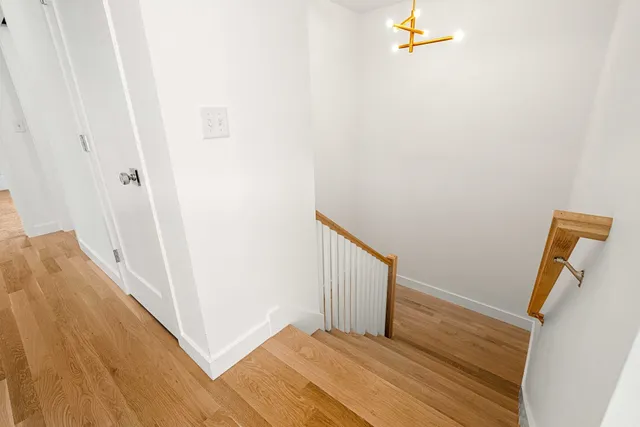 $1,050,000 | 17 Lily Lane, Londonderry, NH 03053