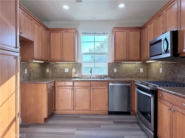 $3,900 | 22520 Venice Street, Carson, CA 90745