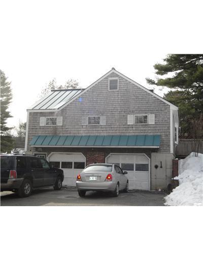 33 Hummingbird Lane Freeport, ME 04032 - Photo 6 of 10 Facade/Exterior Front.