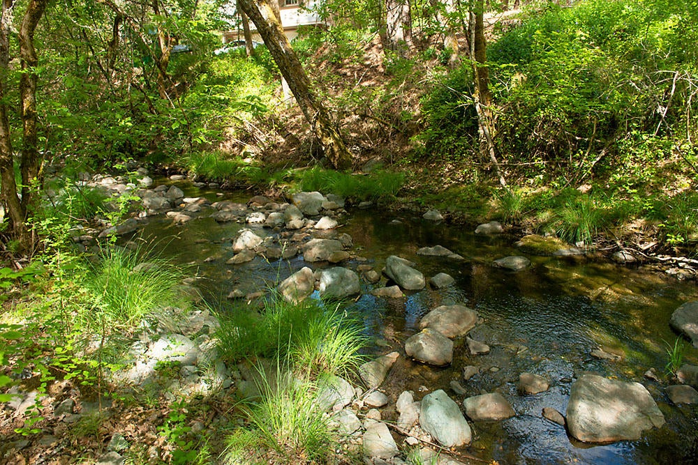 3033 Granite Hill Road Grants Pass, OR 97526 - Photo 28 of 31 Creek