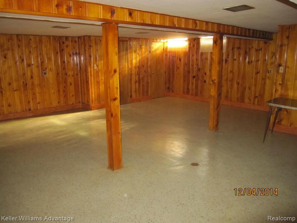 17351 Rougeway Street Livonia, MI 48152 - Photo 15 of 17 GREAT BASEMENT FOR ENTERTAINING
