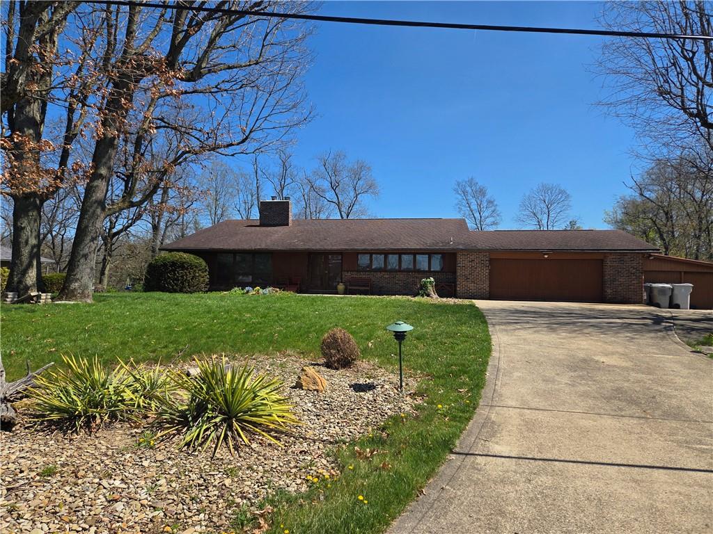 220 Rutledge Drive Canonsburg, PA 15317 - Photo 2 of 35