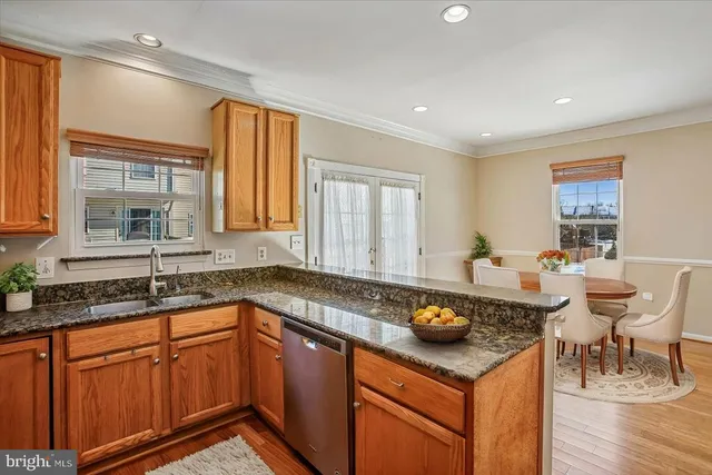 $3,300 | 6354 Dakine Circle, Springfield, VA 22150