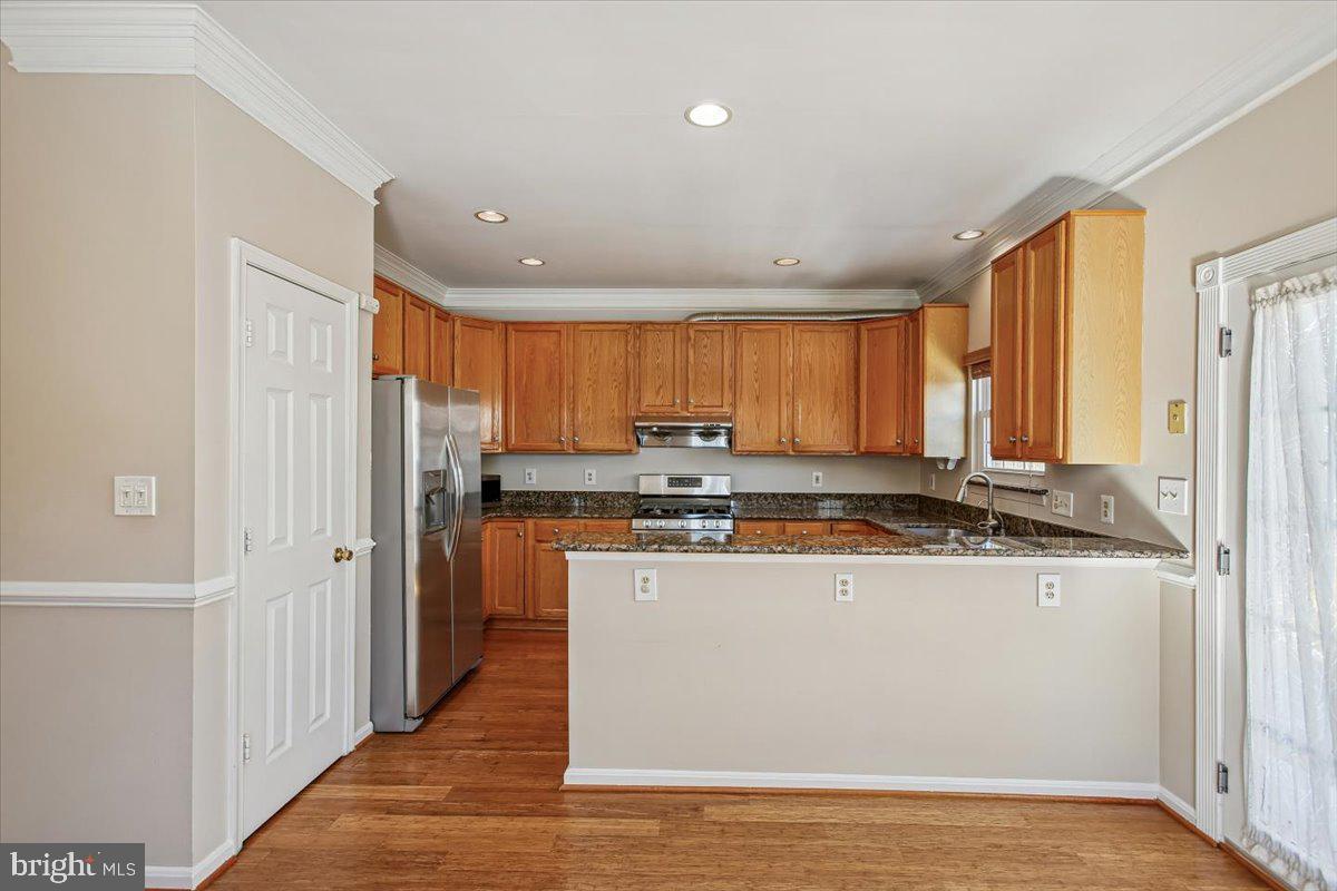 6354 Dakine Circle Springfield, VA 22150 - Photo 17 of 37