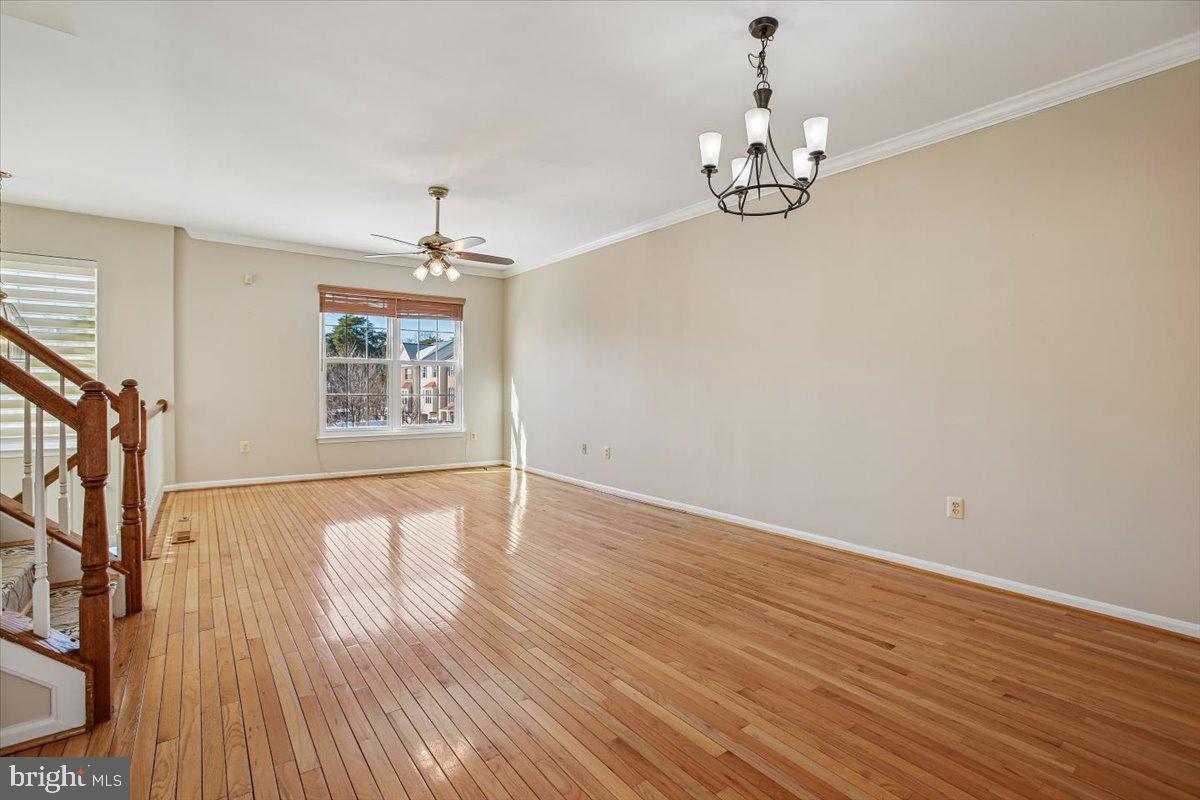 6354 Dakine Circle Springfield, VA 22150 - Photo 10 of 37