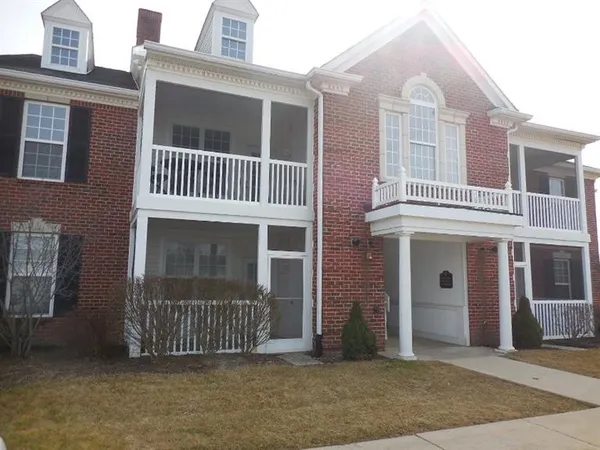 $2,000 | 824 West Summerfield Gln Circle, Ann Arbor, MI 48103