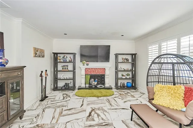 $668,800 | 11742-11742 215th Street, Unit 8, Lakewood, CA 90715