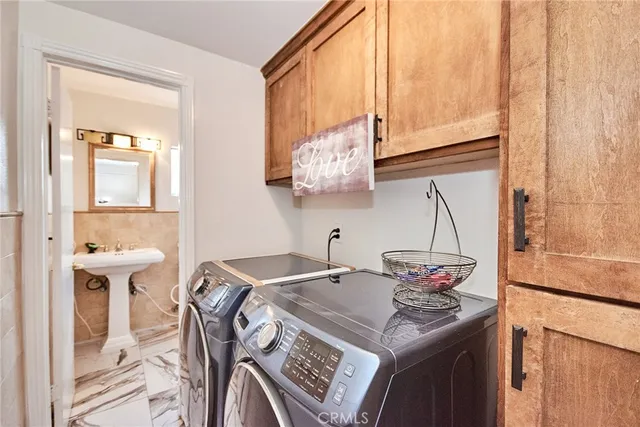 $668,800 | 11742-11742 215th Street, Unit 8, Lakewood, CA 90715