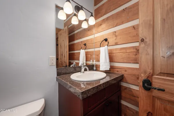 $998,000 | 220 Thompson Road, Granby, CO 80446