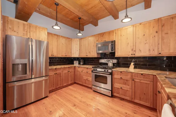 $998,000 | 220 Thompson Road, Granby, CO 80446